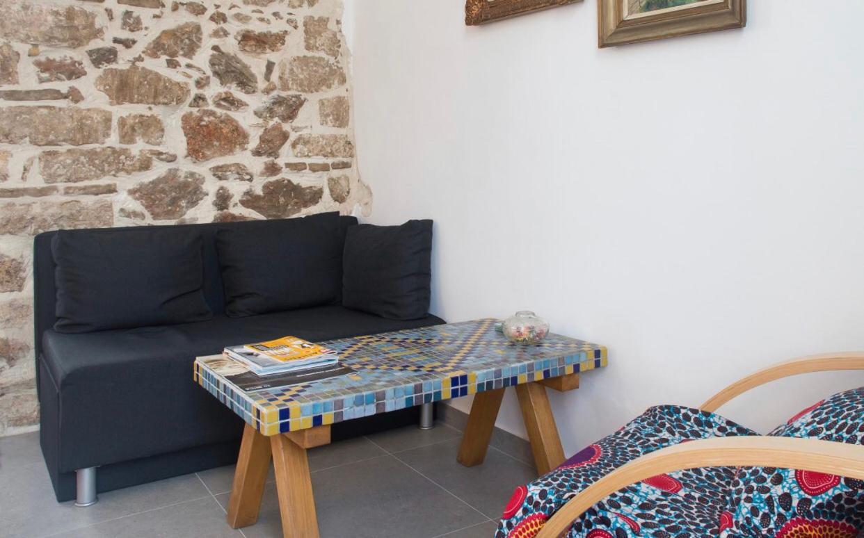 A Litte Taste Of Home Guest House Atina Dış mekan fotoğraf